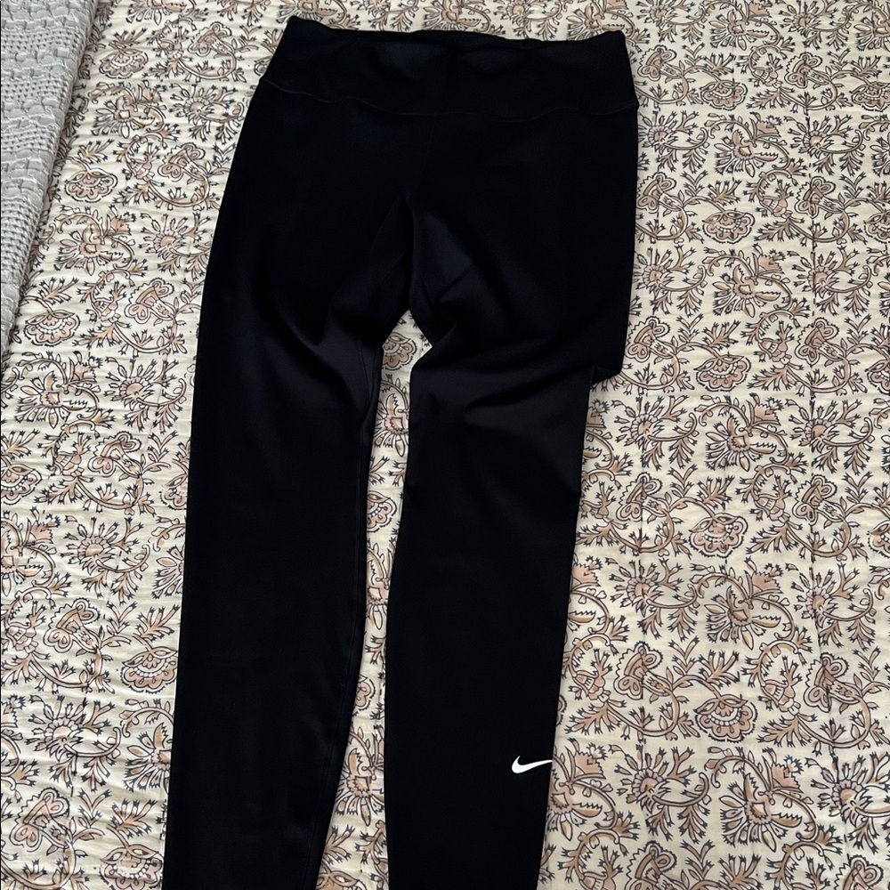 Nike Women’s Black Leggings Dri-Fit M